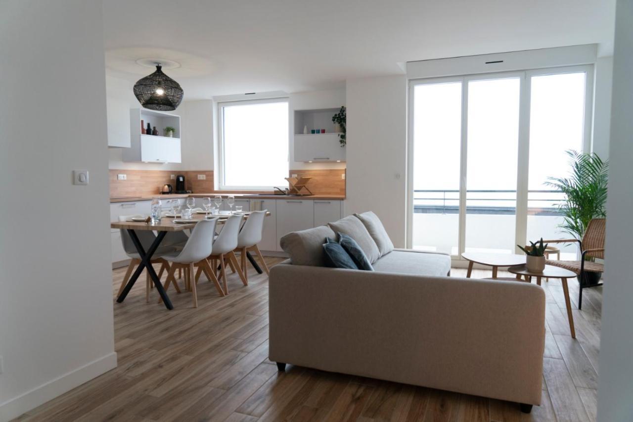Face A La Appartement *